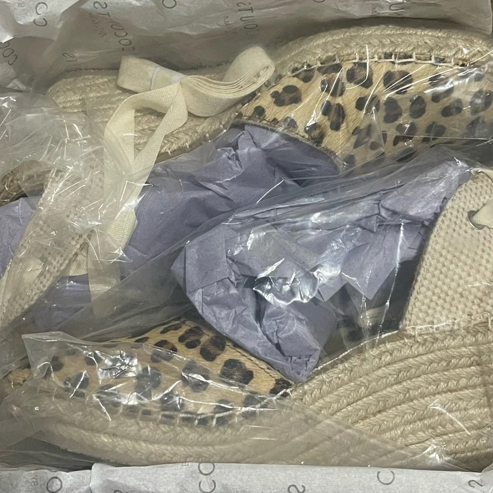 Coconuts Matisse Brown Animal Print Espadrille Wedge Sandals Vacation sz 9M NIB